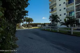 2815 S Atlantic Ave E, Cocoa Beach, FL 32931 - Photo 17