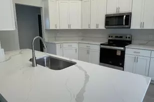 371 Bryn Mawr Ave NE, Palm Bay, FL 32907 - Photo 7