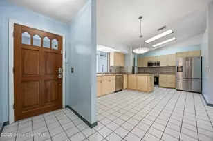 854 Dale Cir, Sebastian, FL 32958 - Photo 3