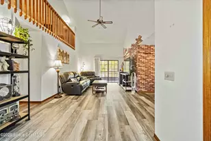 873 Greenwood Manor Cir, West Melbourne, FL 32904 - Photo 7