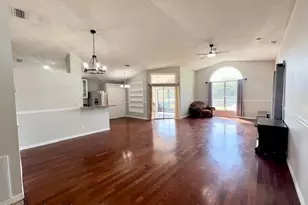 8045 Bracken Ln, Melbourne, FL 32940 - Photo 3