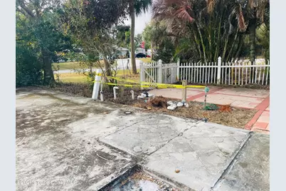 702 Lake Drive, Sebastian, FL 32958 - Photo 7