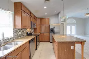 8006 Bracken Ln, Melbourne, FL 32940 - Photo 5