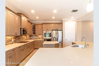 1724 Belmont Circle SW, Vero Beach, FL 32968 - Photo 13