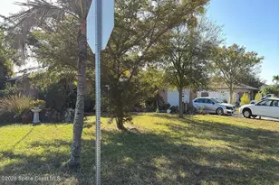 1801 SE 5th Ave, Cape Coral, FL 33993 - Photo 5