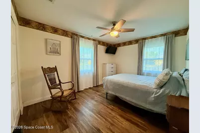 9010 Central Avenue, Sebastian, FL 32976 - Photo 5