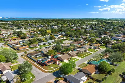 1805 W Shores Road, Melbourne, FL 32935 - Photo 3