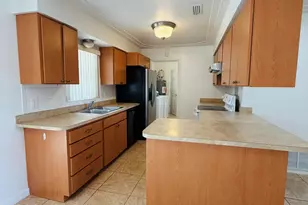 981 Palmer St, Rockledge, FL 32955 - Photo 5