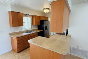 981 Palmer St, Rockledge, FL 32955 - Photo 3