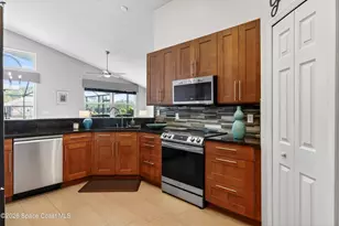 970 Shaw Cir, Melbourne, FL 32940 - Photo 9