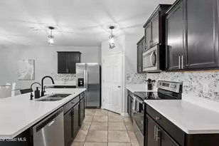 1742 Saxton Rd, Cocoa, FL 32926 - Photo 9