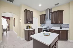 181 Brandy Creek Cir SE, Palm Bay, FL 32909 - Photo 17