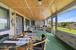 236 W Lake Ina Dr, Winter Haven, FL 33881 - Photo 15