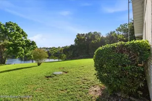 236 W Lake Ina Dr, Winter Haven, FL 33881 - Photo 9