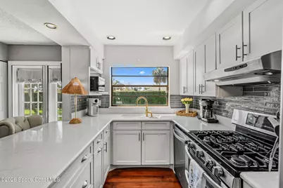 519 Summerset Court, Indian Harbour Beach, FL 32937 - Photo 9