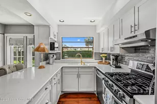 519 Summerset Ct, Indian Harbour Beach, FL 32937 - Photo 9