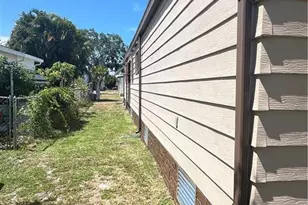 812 Oleander Cir, Barefoot Bay, FL 32976 - Photo 27