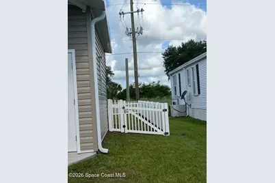 1067 Wren Circle, Barefoot Bay, FL 32976 - Photo 23