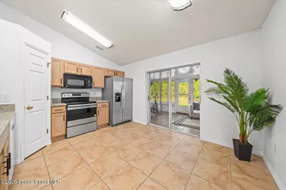 2237 Redwood Circle, Palm Bay, FL 32905 - Photo 7