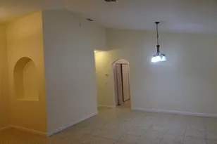 1080 Cayman Dr, Melbourne, FL 32901 - Photo 5