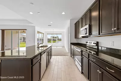 285 Loymer Circle, Merritt Island, FL 32953 - Photo 3