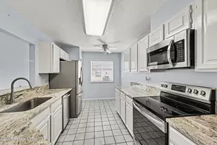 899 Ridge Lake Dr, Melbourne, FL 32940 - Photo 9