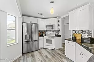 1018 Villa Dr, Melbourne, FL 32940 - Photo 17