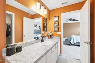 2024 Hemingway Cir, Groveland, FL 34736 - Photo 11