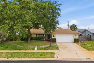 2661 Applewood Dr, Titusville, FL 32780 - Photo 3