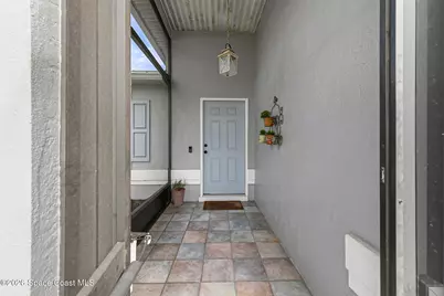 211 Seahorse Circle SE, Melbourne Beach, FL 32951 - Photo 3