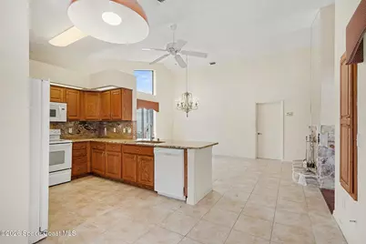 1427 Patriot Drive, Melbourne, FL 32940 - Photo 9