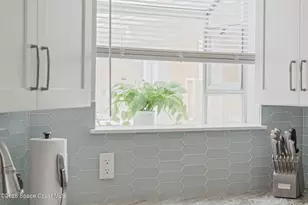 650 Is Clb Ct, Indialantic, FL 32903 - Photo 9