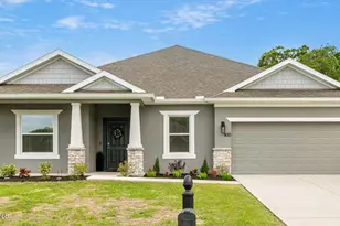 900 Nixon Cir NE, Palm Bay, FL 32907 - Photo 1