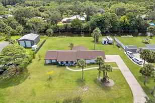 5215 Pina Vista Dr, Melbourne, FL 32934 - Photo 3