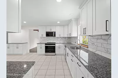 5215 Pina Vista Drive, Melbourne, FL 32934 - Photo 13