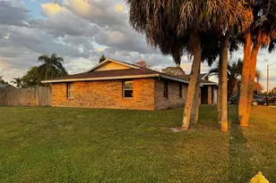 377 Emerson Dr NW, Palm Bay, FL 32907 - Photo 23