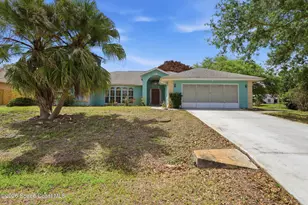 400 Vin Rose Cir SE, Palm Bay, FL 32909 - Photo 1