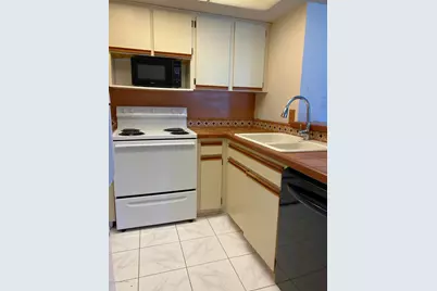 987 Sonesta Avenue NE #207, Palm Bay, FL 32905 - Photo 7