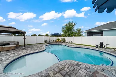 524 Corbin Circle SW, Palm Bay, FL 32908 - Photo 3