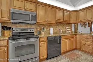 1018 S Fork Cir, Melbourne, FL 32901 - Photo 21