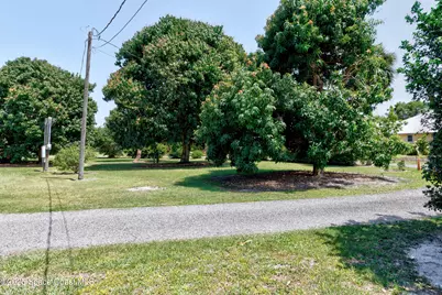 9556 Fleming Grant Road, Micco, FL 32976 - Photo 31