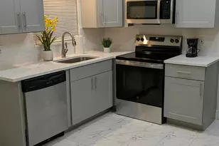 1616 Elizabeth St, Melbourne, FL 32901 - Photo 3