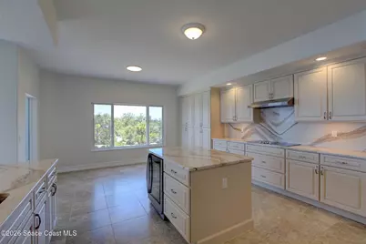 1465 S Harbor City Boulevard #404, Melbourne, FL 32901 - Photo 5