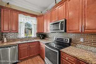 700 Cleaves St SE, Palm Bay, FL 32909 - Photo 7