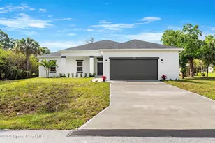 1338 Sahara St SE, Palm Bay, FL 32909 - Photo 1