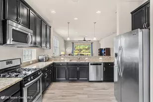 8533 Drayton Cir, Melbourne, FL 32940 - Photo 9