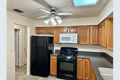 680 Birchwood Lane, Titusville, FL 32780 - Photo 7