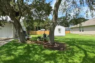 1373 Haverford Ln, Sebastian, FL 32958 - Photo 9