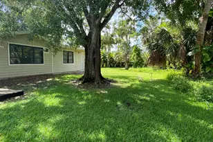 1373 Haverford Ln, Sebastian, FL 32958 - Photo 5