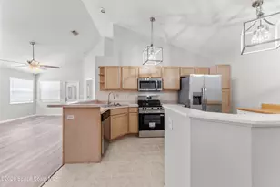 1612 Pga Blvd, Melbourne, FL 32935 - Photo 5